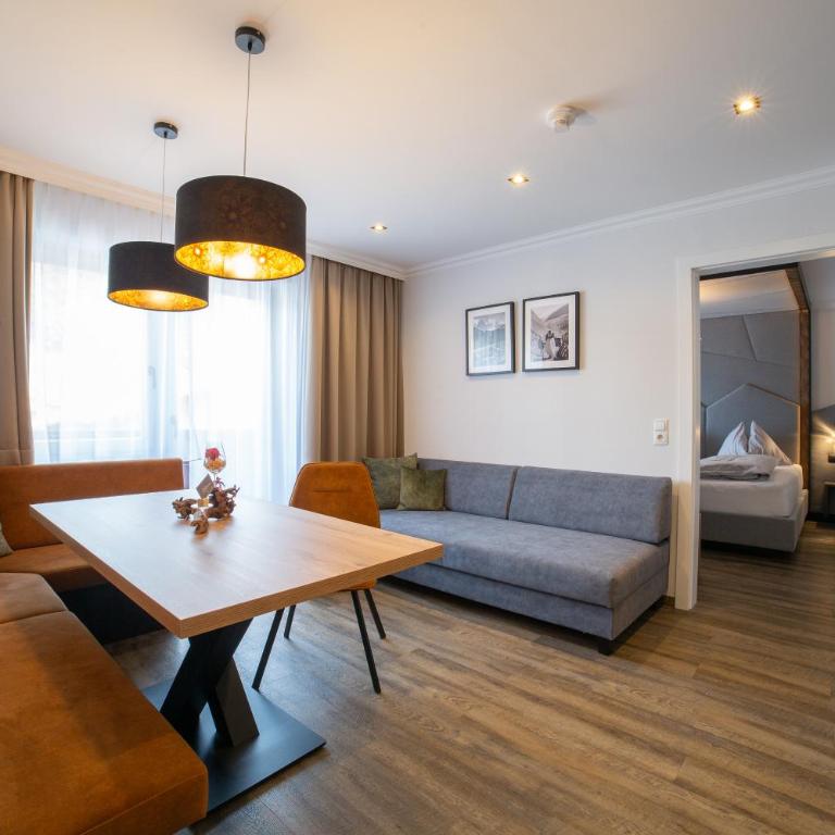 Hotel Alpenblick - Apartment mit 2 Schlafzimmern - 1