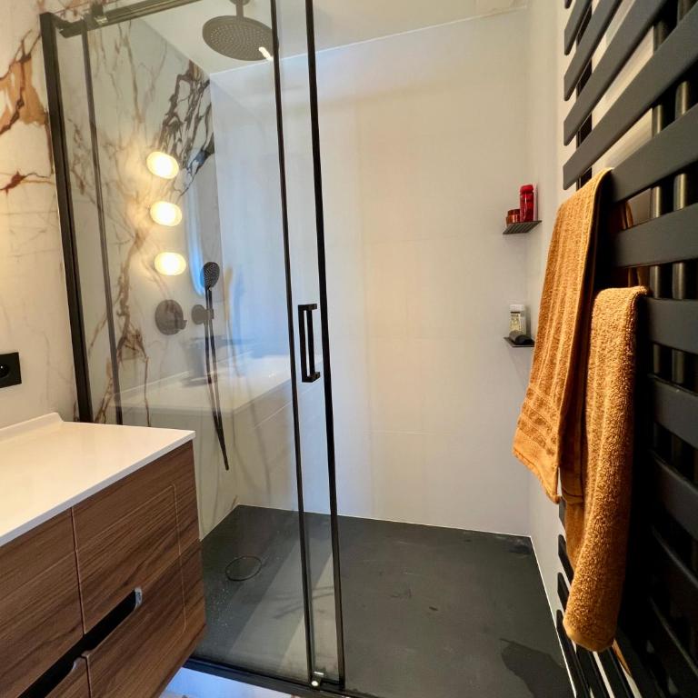 Superbe appartement face mer - Apartment mit 1 Schlafzimmer - 34