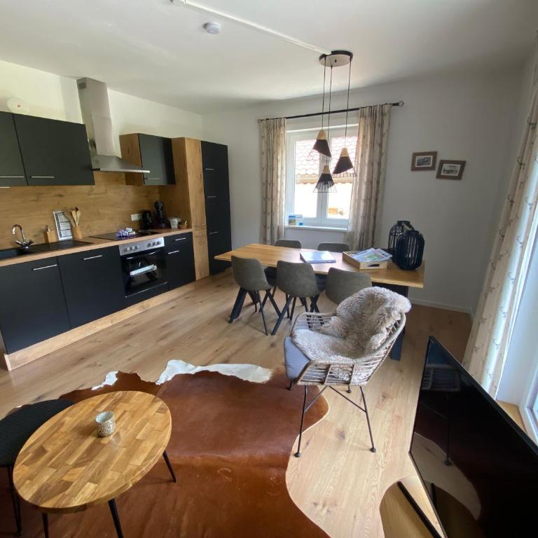 Haus Alpentraum - Apartment mit Balkon - 12