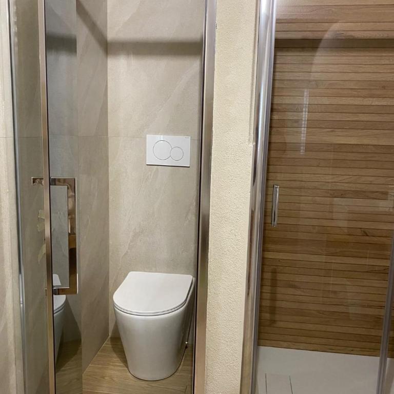 DreamHouse B&B Olbia - Camera Tripla Superior - 10