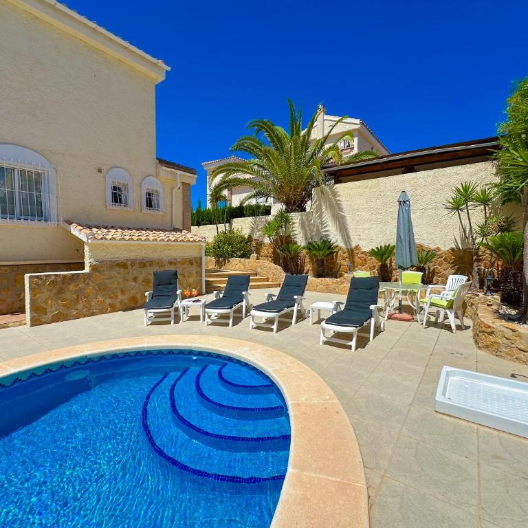 Villa con piscina privada - Three-Bedroom Villa - 4