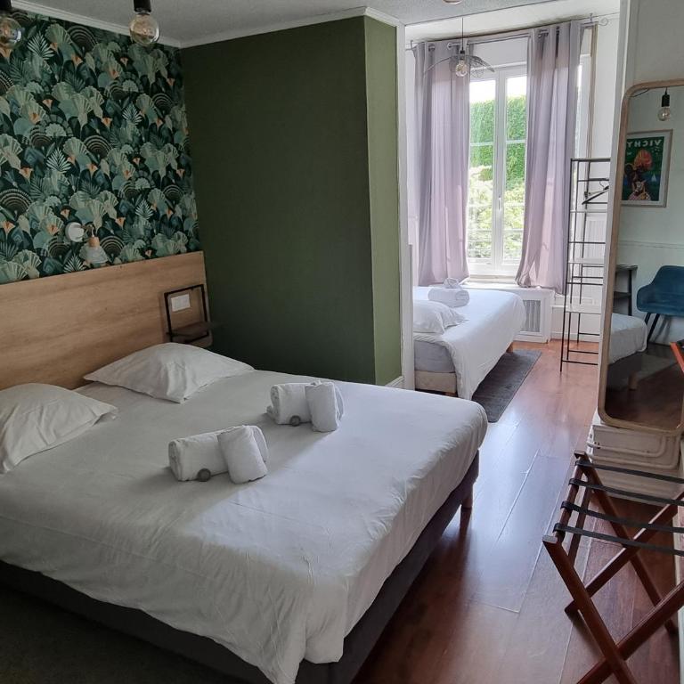 Hôtel & Restaurant Le Patio VICHY - Chambre Triple (2 Adultes & 1 Enfant) - 4