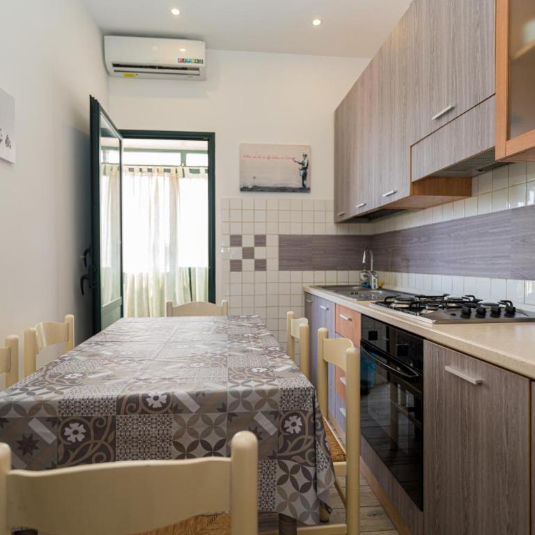 Casa Lana - Three-Bedroom House - 80