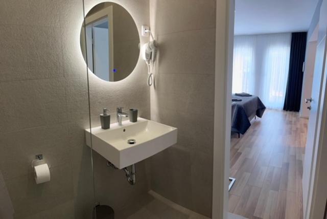 COMFORT APARTMENTS M&S - Apartment - 6