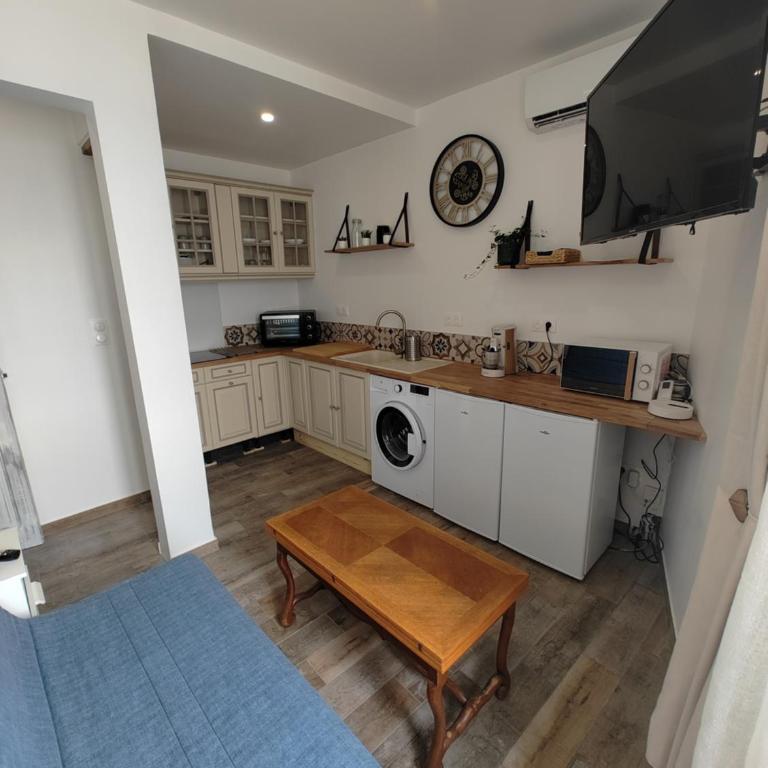 bord de mer "L'ONADA" Sablettes Saint Elme Saint Mandrier - Appartement 1 Chambre - 9