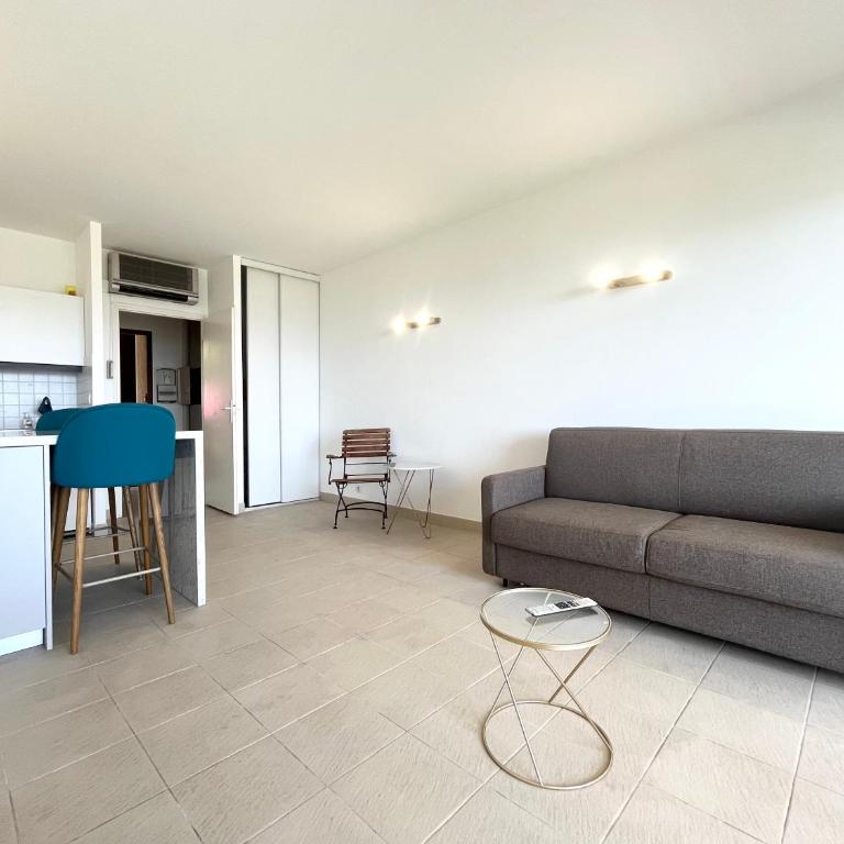 Studio Cosy à 50m de la plage avec Parking - Résidence ARIA MARINA route des sanguinaires - Studio - Vue sur Mer - 7