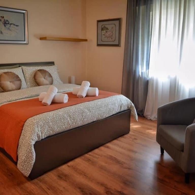Due passi dal Te - Appartamento Standard con 2 Camere da Letto - 1