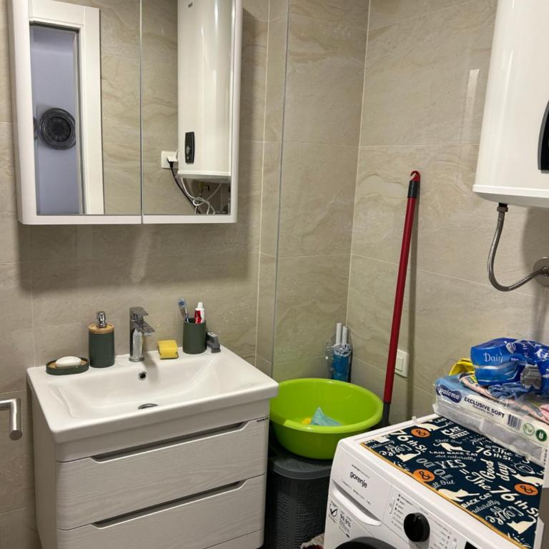 Apartment Veljko Becici - One-Bedroom Apartment - 14