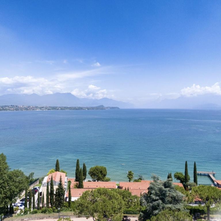HOTIDAY Apartments Desenzano - Appartamento con Terrazza - 17