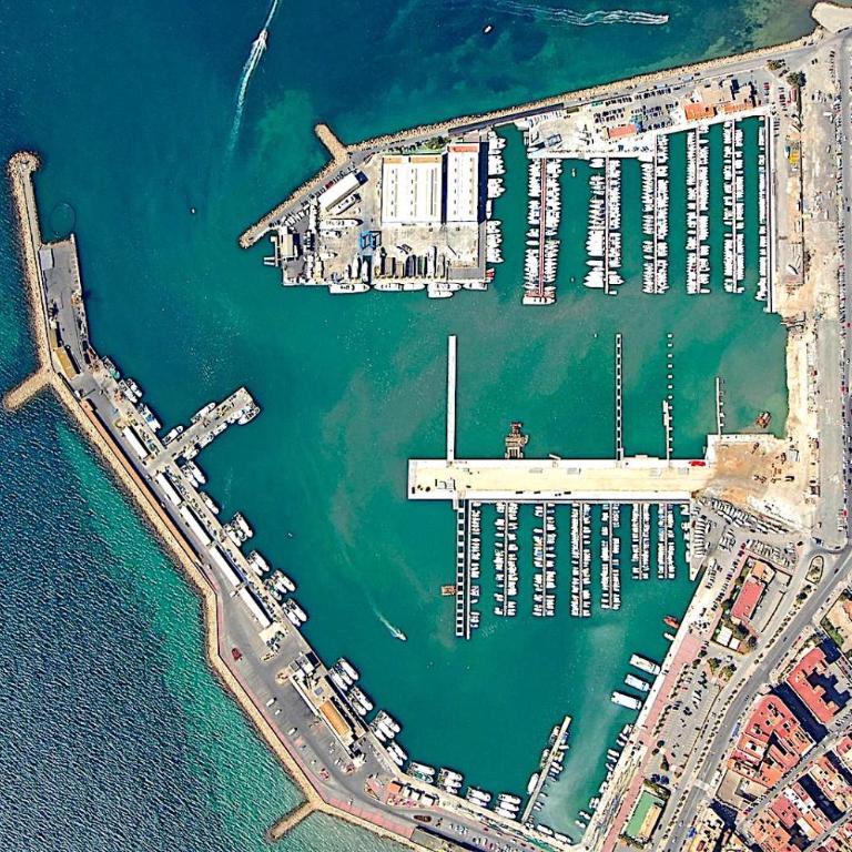 Atico con terraza privada , a 100 metros de playa Levante Santa Pola - Apartamento de 1 dormitorio - 4