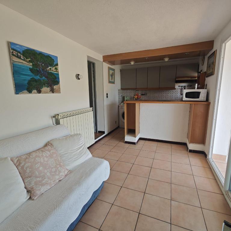 Charmant T2 à cassis - One-Bedroom Apartment - 15