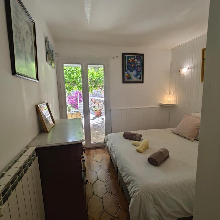 Charmant T2 à cassis - One-Bedroom Apartment - 24