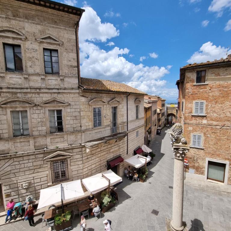 Albergo Il Marzocco - Hotel dal 1860 - Camera Matrimoniale/Doppia con Letti Singoli con Vista Città - 16