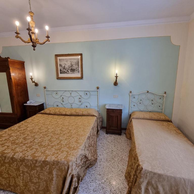 Albergo Il Marzocco - Hotel dal 1860 - Camera Tripla con Vista Città - 5