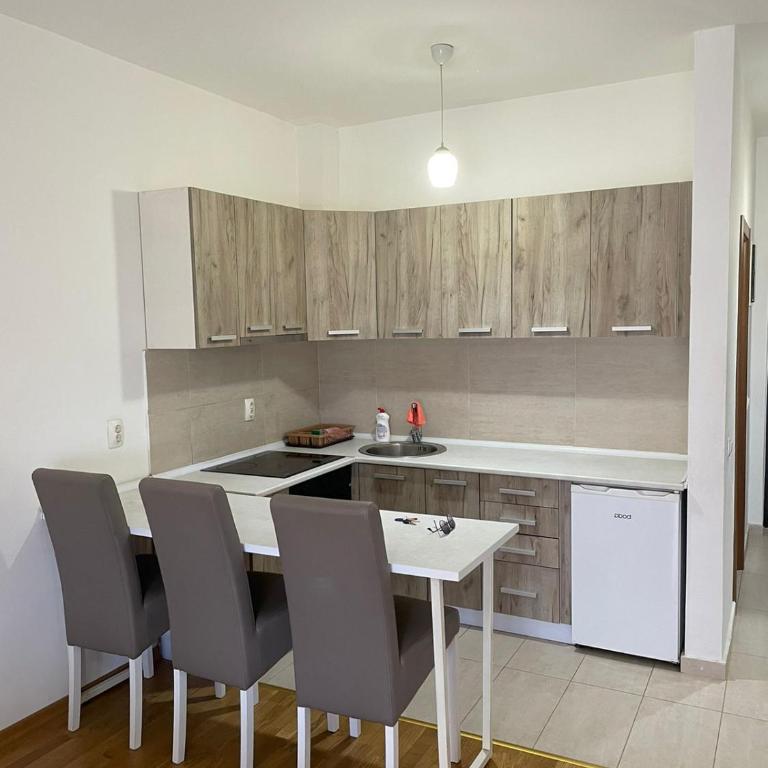 Studio Marovic - One-Bedroom Apartment - 1