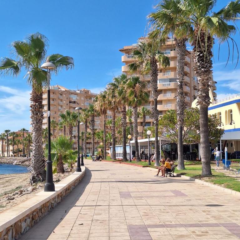 Puerto y Playa con vista a Dos Mares - Dúplex - 1
