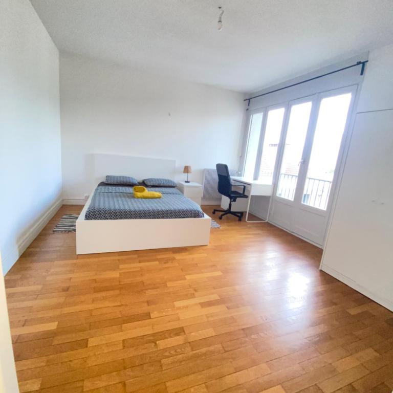 La Désirade - Three-Bedroom Apartment - 9