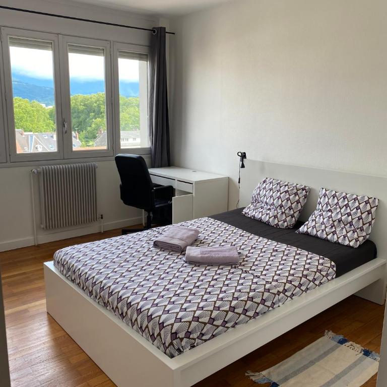 La Désirade - Three-Bedroom Apartment - 10