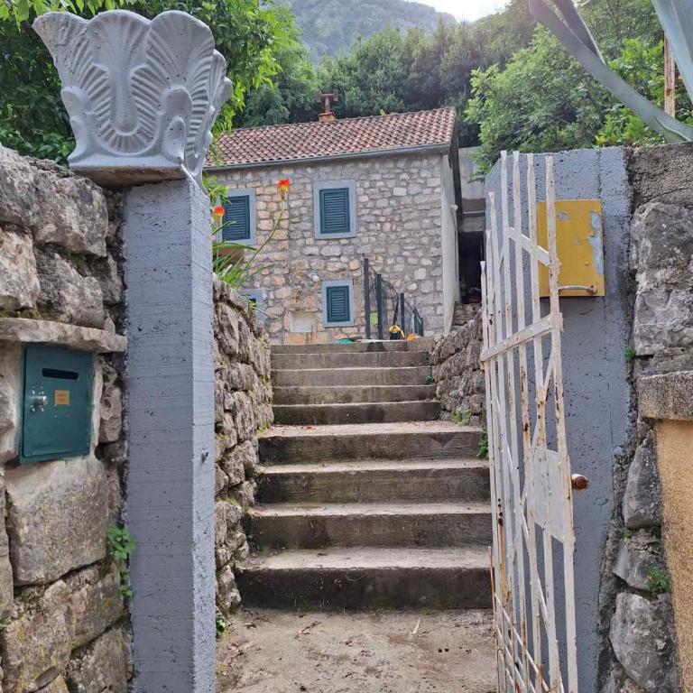 Old stone house Danka - Two-Bedroom Villa - 2