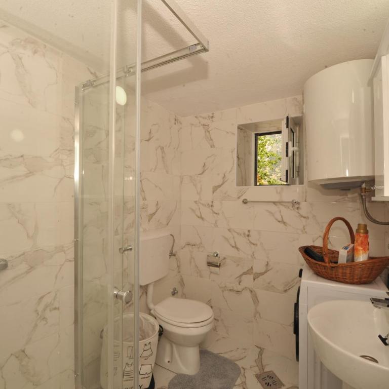 Old stone house Danka - Two-Bedroom Villa - 4
