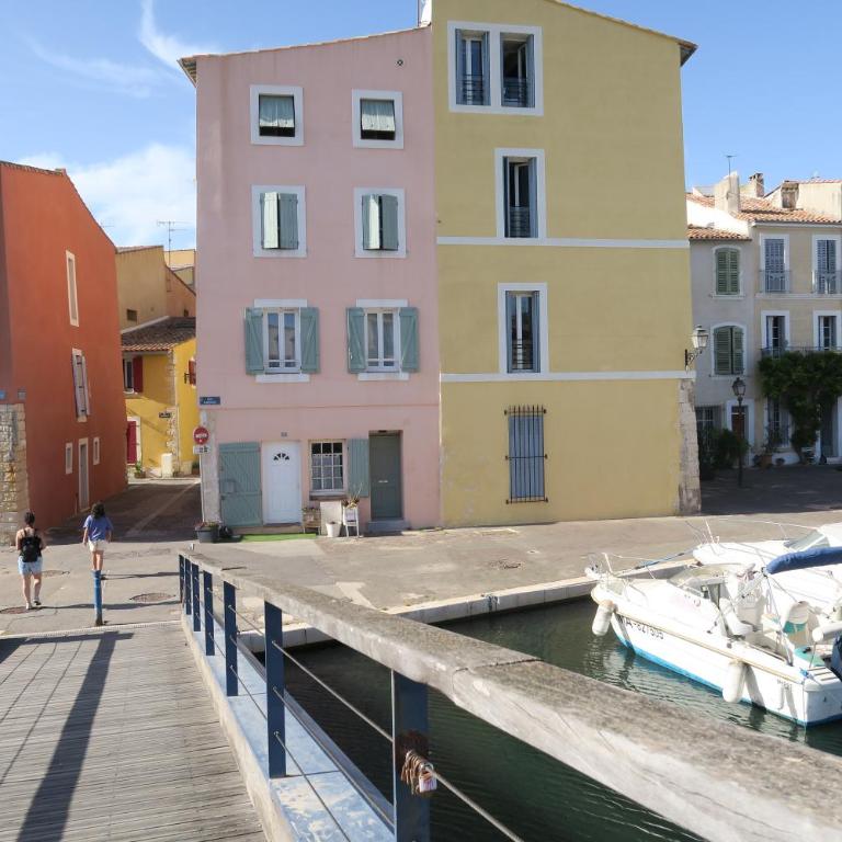 Le charme de la Venise provençale - One-Bedroom Apartment - 3