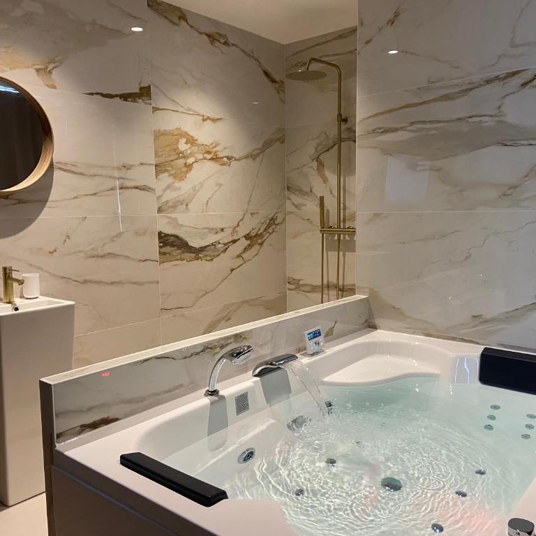 Le Cocon du désir - Suite romantique Balnéo - Appartement 1 Chambre - 15