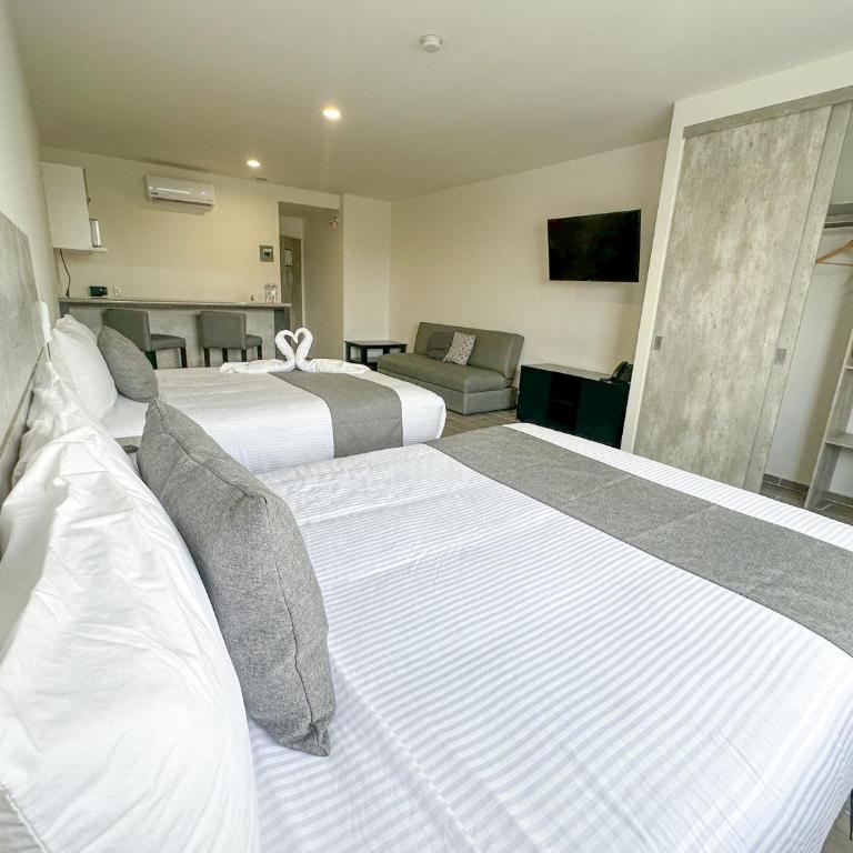 SR Hotel - Standard Suite - 1