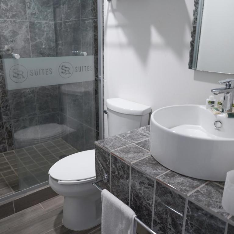 SR Hotel - Standard Suite - 4