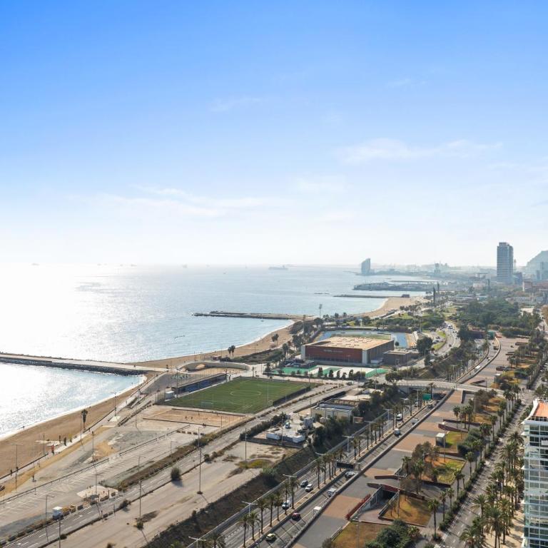 Penthouse With The Best Views! - Three-Bedroom Apartment - 7
