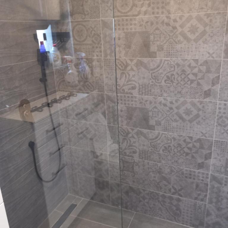 Sarajevo Hills-POOL&JACUZZI private garden Home-Near Old Town - One-Bedroom Apartment - 55