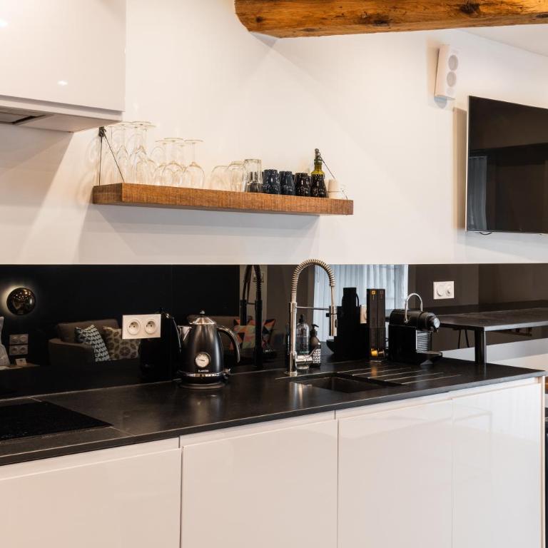 MOHOM - Berges du Rhône - Studio-Loft - Wood Place - 9