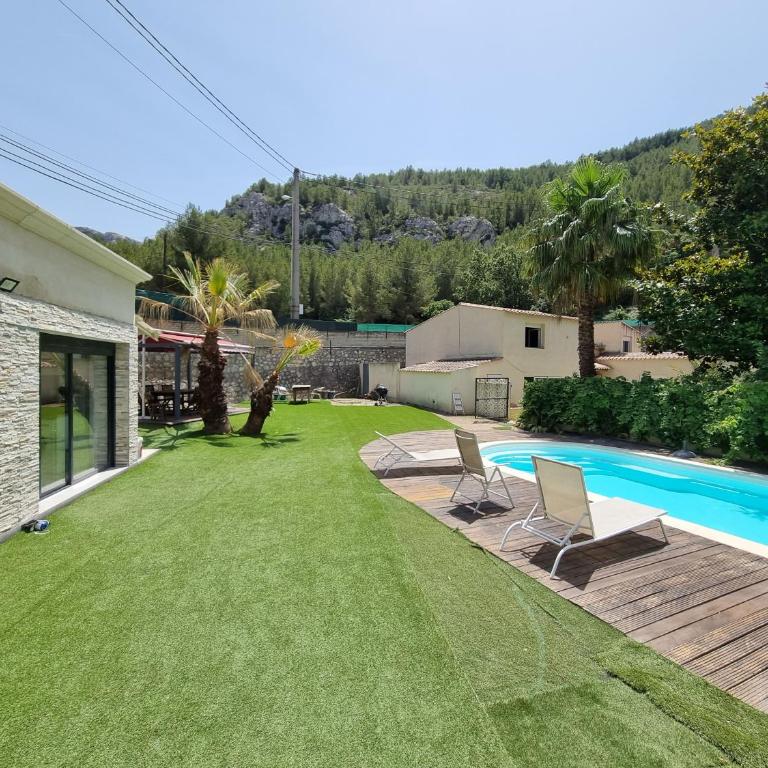 Villa avec Piscine Privée Parc des Calanques 15min Vélodrome - Villa 2 Chambres - 11