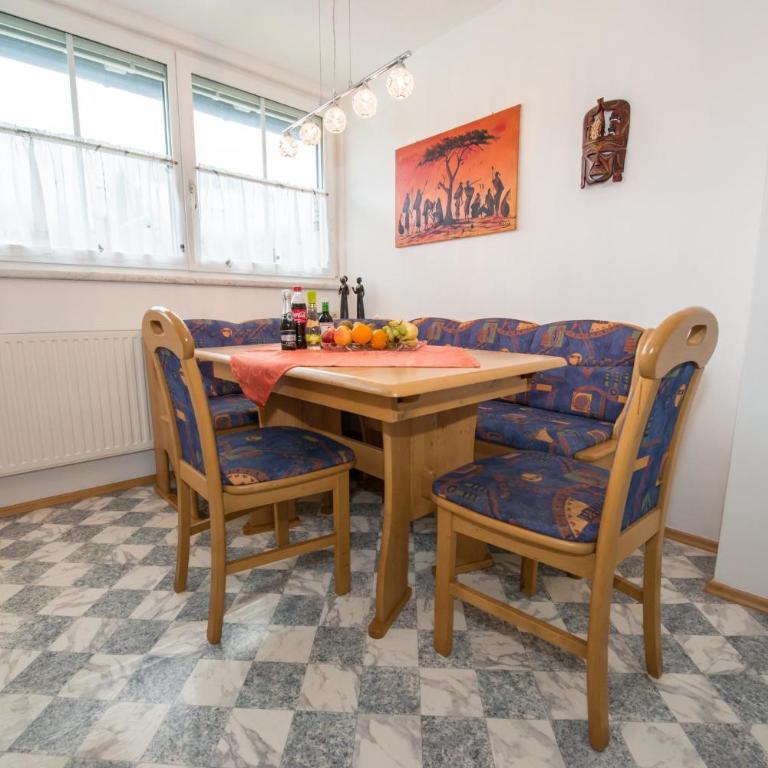 Fewo Steiner - Apartment mit Blick auf die Berge - 9