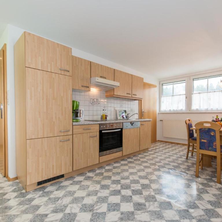 Fewo Steiner - Apartment mit Blick auf die Berge - 10