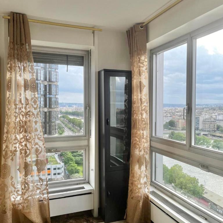 Unique Luxury Parisian Panorama High-Rise by the Eiffel Tower - Appartement 3 Chambres avec Vue sur l'Eau - 22
