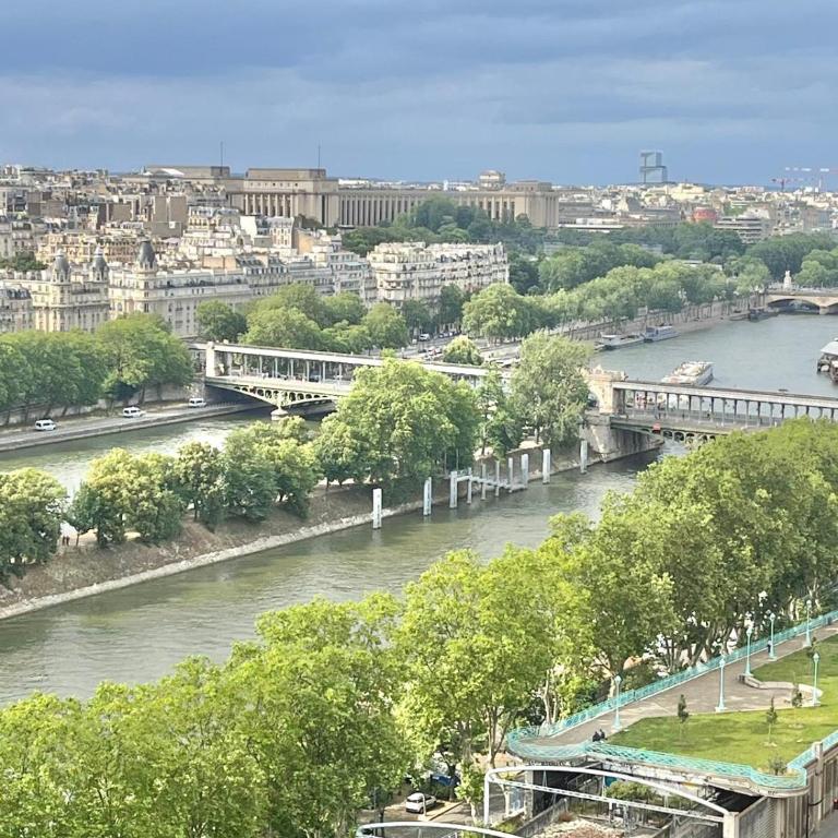 Unique Luxury Parisian Panorama High-Rise by the Eiffel Tower - Appartement 3 Chambres avec Vue sur l'Eau - 15