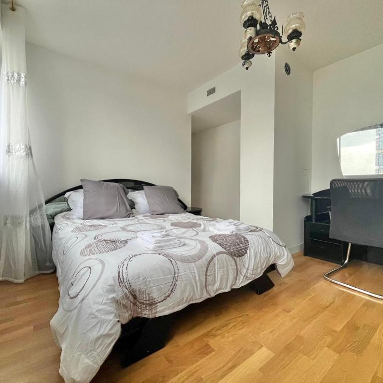 Unique Luxury Parisian Panorama High-Rise by the Eiffel Tower - Appartement 3 Chambres avec Vue sur l'Eau - 32
