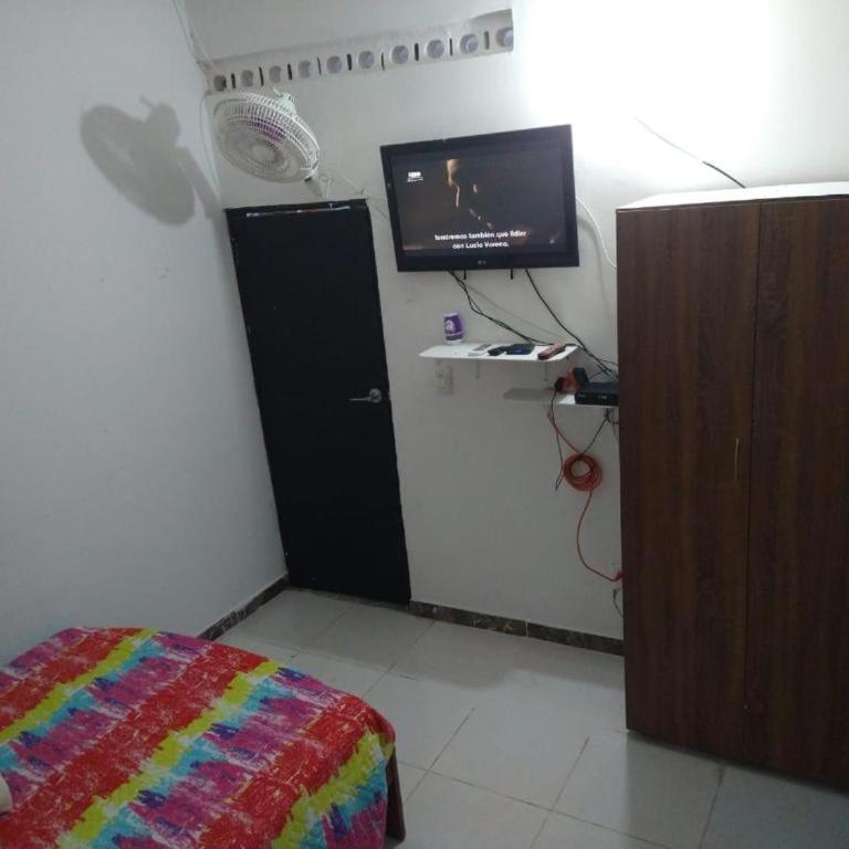 Casa acogedora Girardot 150mts - Casa de 3 dormitorios - 5