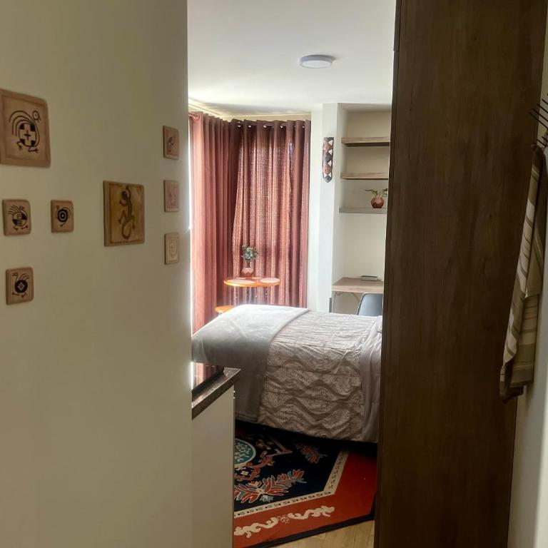 Moderno y cómodo estudio con espacio de trabajo - Apartamento de 1 dormitorio - 16