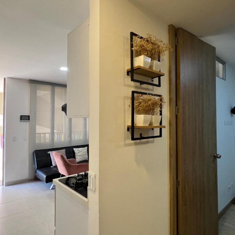 Aptos y Apartaestudios frente al Malecón y el Embalse, Zona Gastronómica, a 8 minutos de la Piedra del Peñol, TODO CERCA!!! - Apartamento Estándar - 13