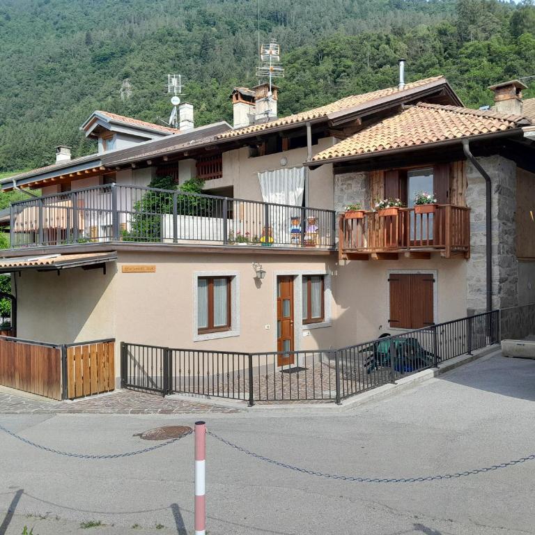 Casa Vacanze Garda e Dolomiti crocevia tra laghi e montagne - Appartamento - Piano Terra - 2