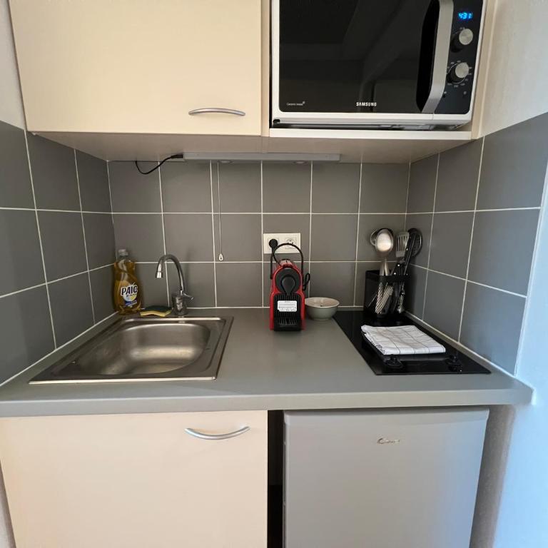 Appart'Hotel - Gare TGV - Courtine - Confluence - 411 - Appartement - 9