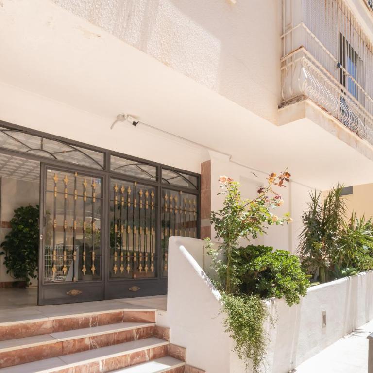 Marbella Center 100m From The Beach - Happy Rentals - Apartment with Terrace - 25