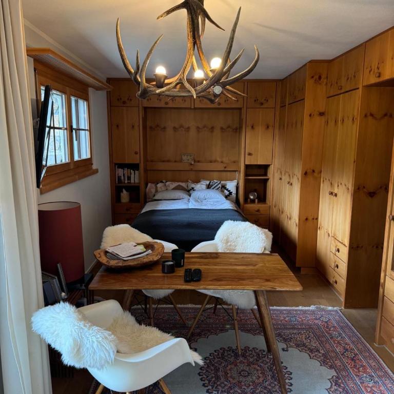 Chalet Studio - Top Ausstattung - beste Lage Davos - Studio mit Balkon - 2