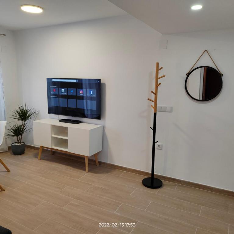 MiRa Los Patios - Two-Bedroom Apartment - 5