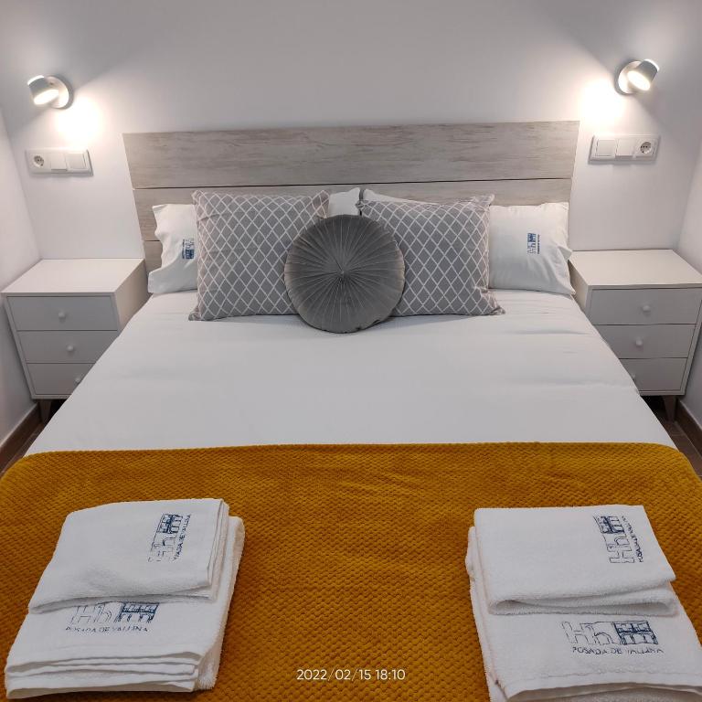MiRa Los Patios - Two-Bedroom Apartment - 12