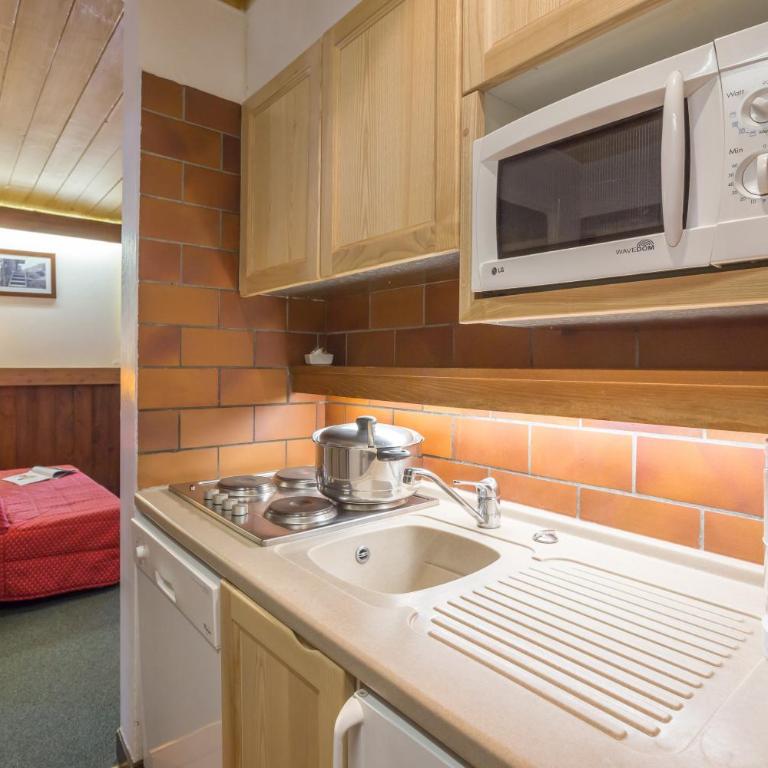 Résidence Pierre & Vacances Le Mont d'Arbois - Studio (2 Personnes) - 3