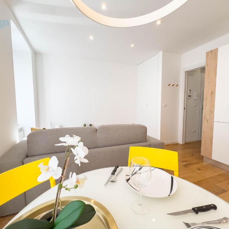 Cassa di Risparmio 11 Tirabora Short Rent - Appartamento con 1 Camera da Letto - 30