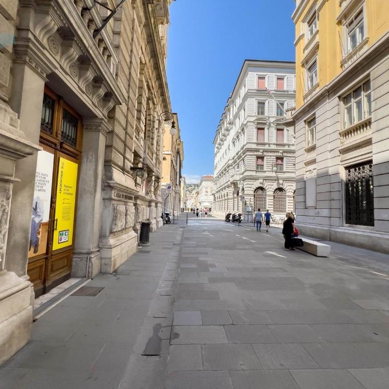 Cassa di Risparmio 11 Tirabora Short Rent - Appartamento con 1 Camera da Letto - 35