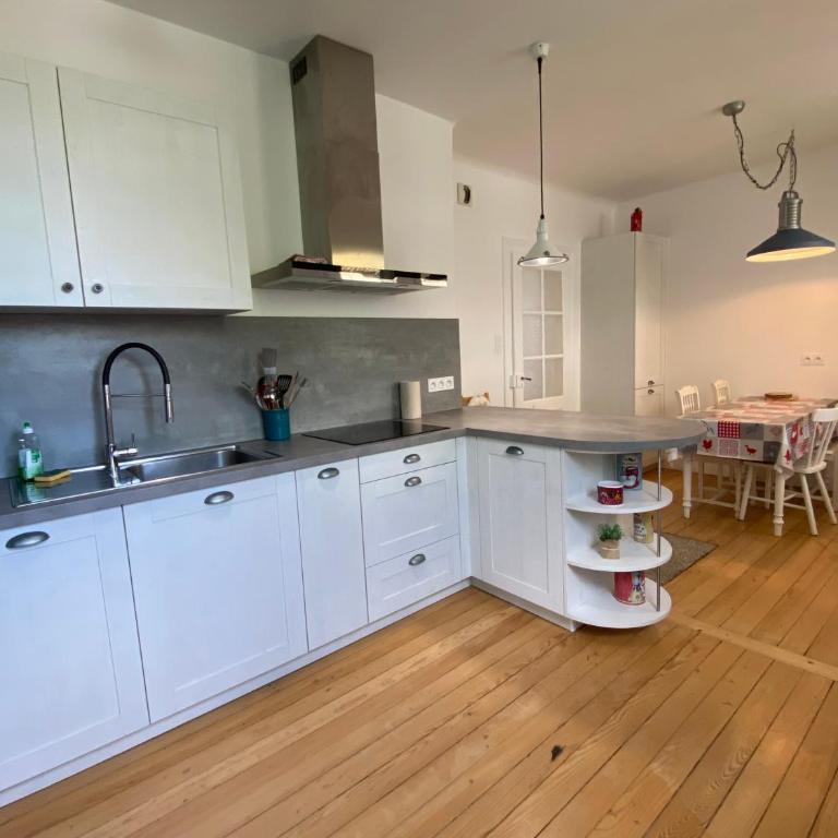 BookingAlsace - Maison Mittelharth Parking Jardin - Maison de Vacances - 11